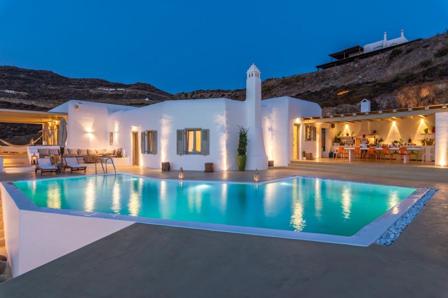 mykonos private pool