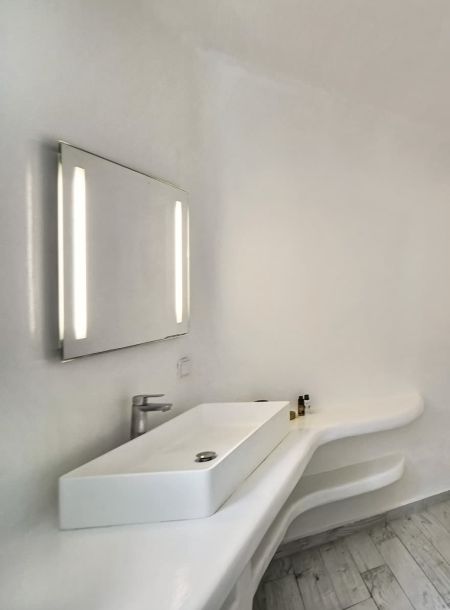 Private villa bathroom