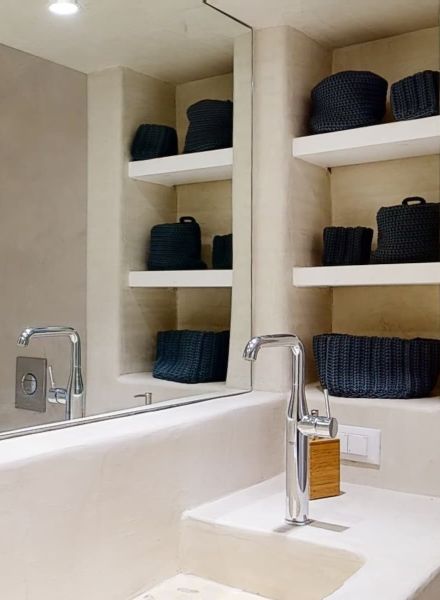 Private villa bathroom