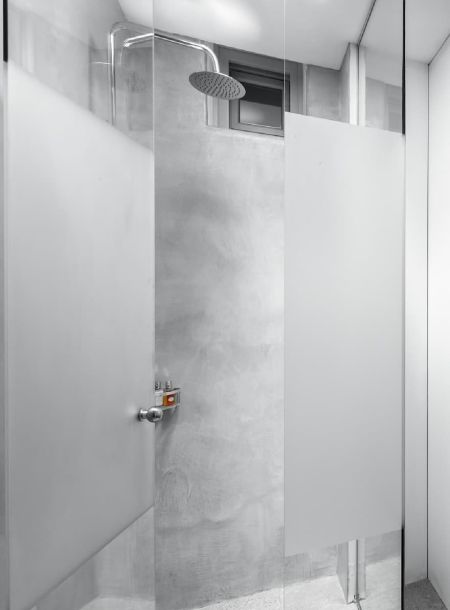 Private bathroom complex