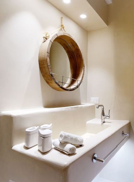 bathroom villa rental