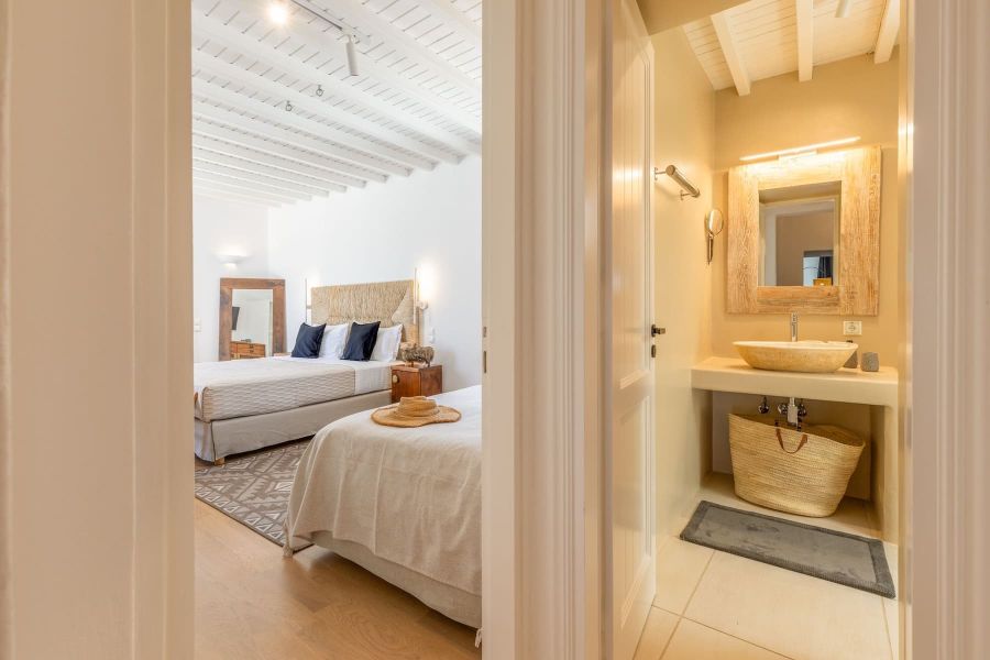 mykonos villa holidays