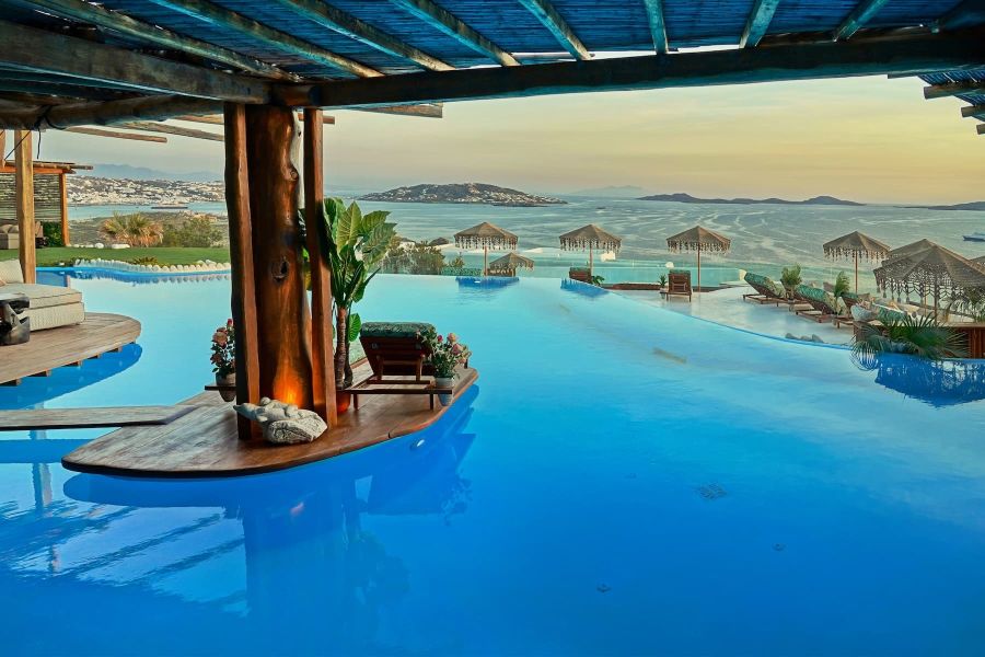 Villa mykonos pool