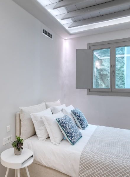 Private bedroom complex