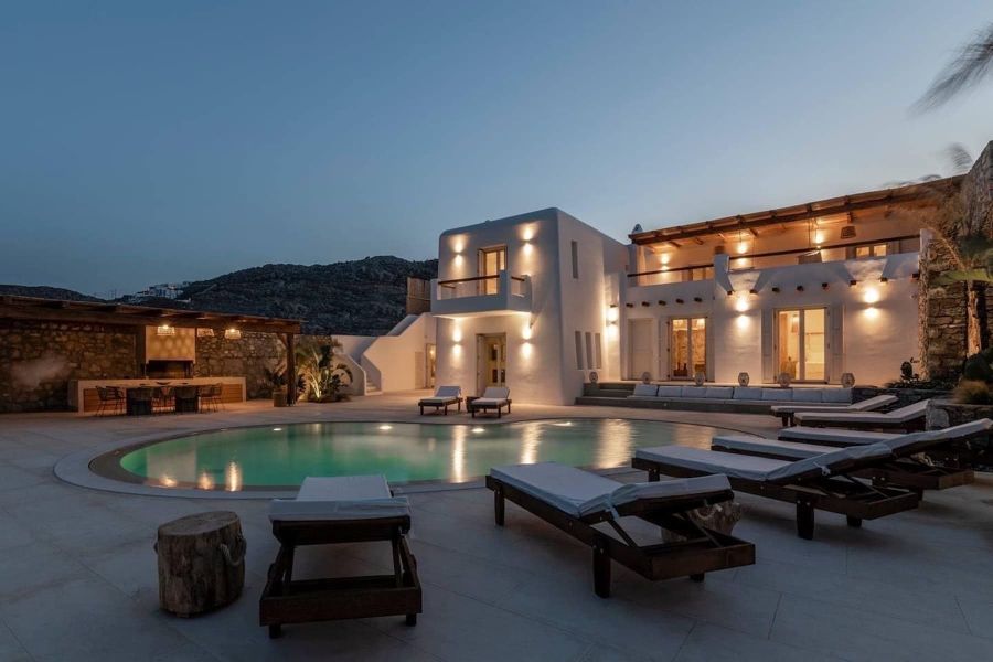 luxury villa cyclades