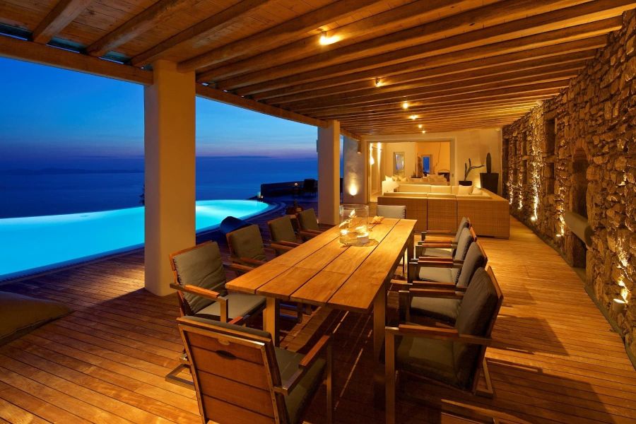 dining area mykonos