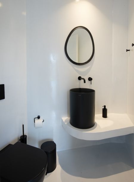 bathroom villa rental