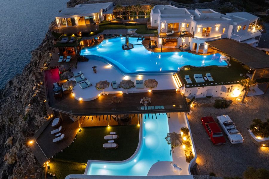 Luxury high end villa mykonos