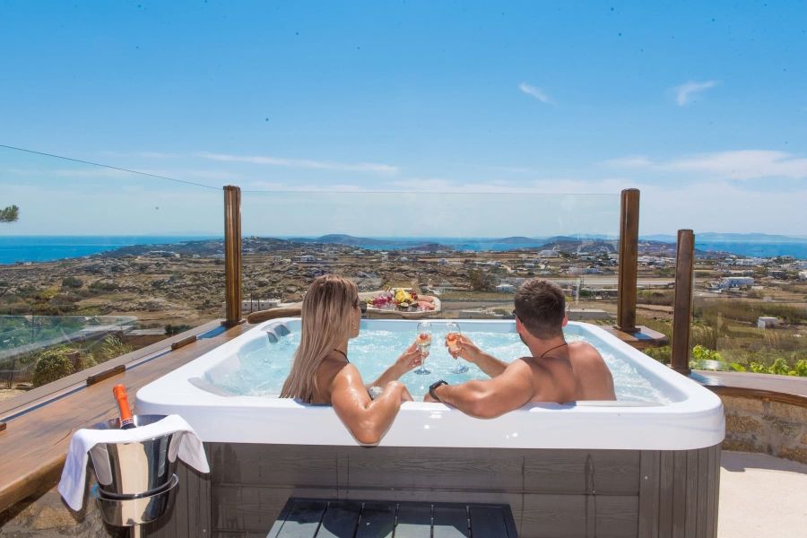 Luxury mykonos jacuzzi