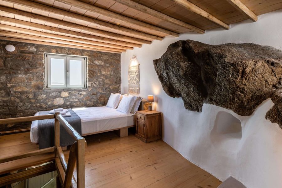 villa rental bedroom